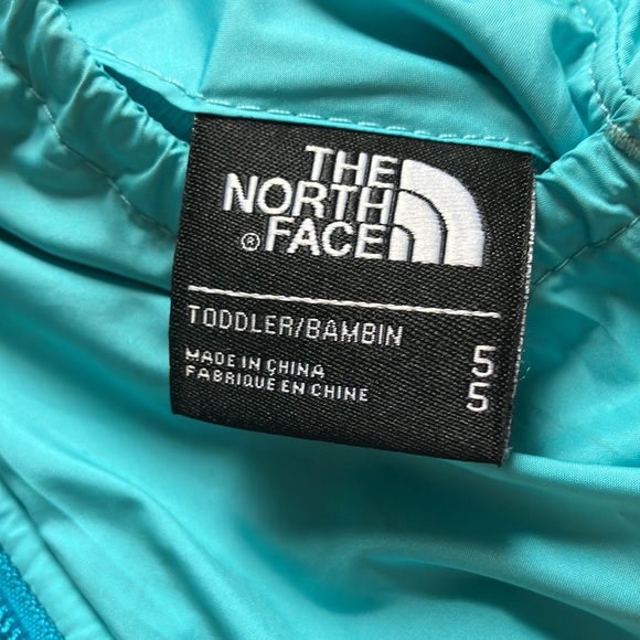 Toddler girls North Face zip up - Picture 3 of 3